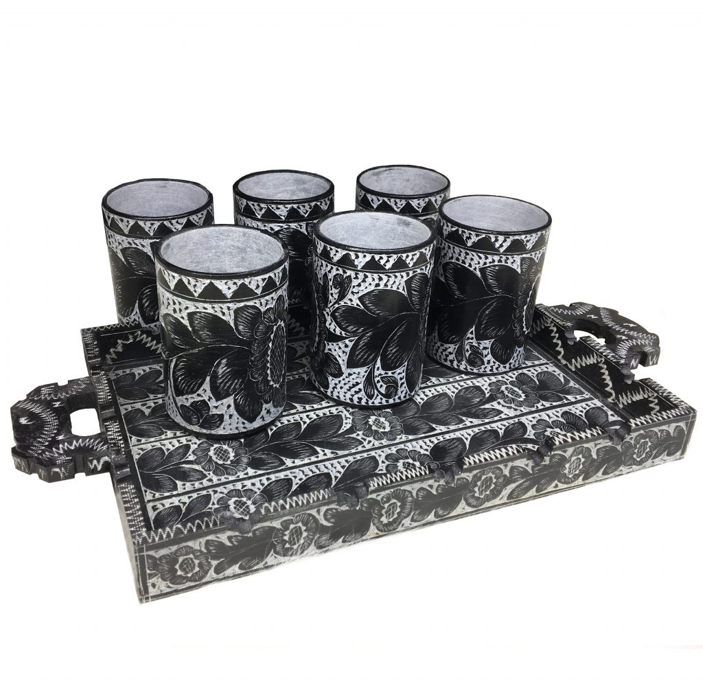 سینی و لیوان سنگی