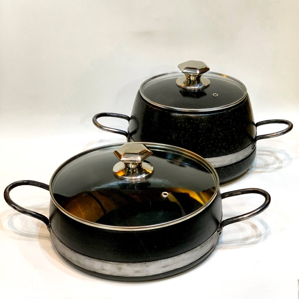 ست دیگ و تابه سنگی با دسته آهنی